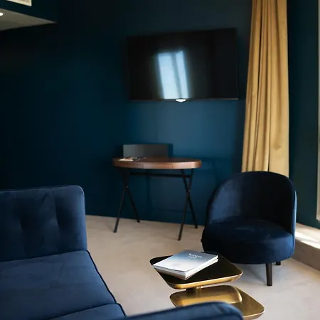 Casino Des Palmiers Hotel