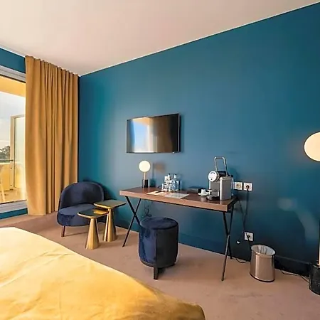 Hotel Casino Des Palmiers 4*