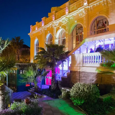 Casino Des Palmiers Otel 4*