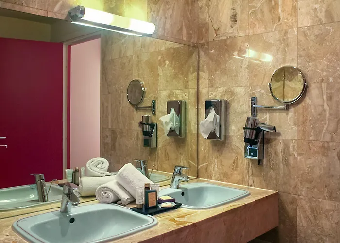 Casino Des Palmiers Otel 4*